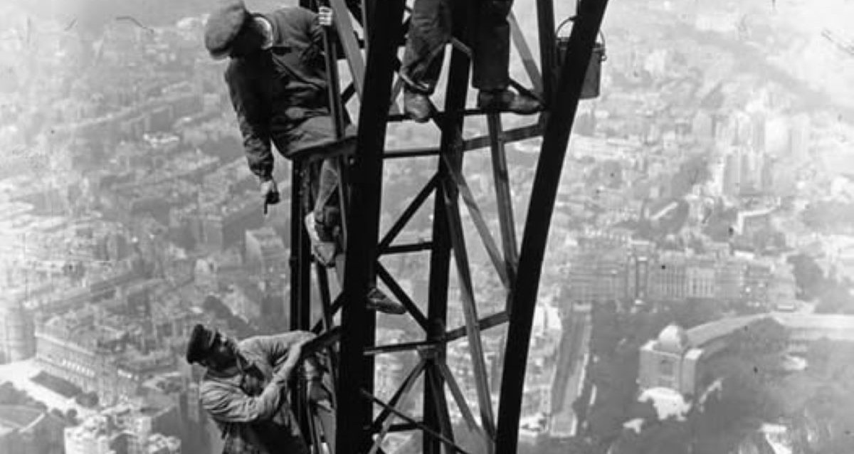 Renowacja Wieży Eiffla w 1932 roku