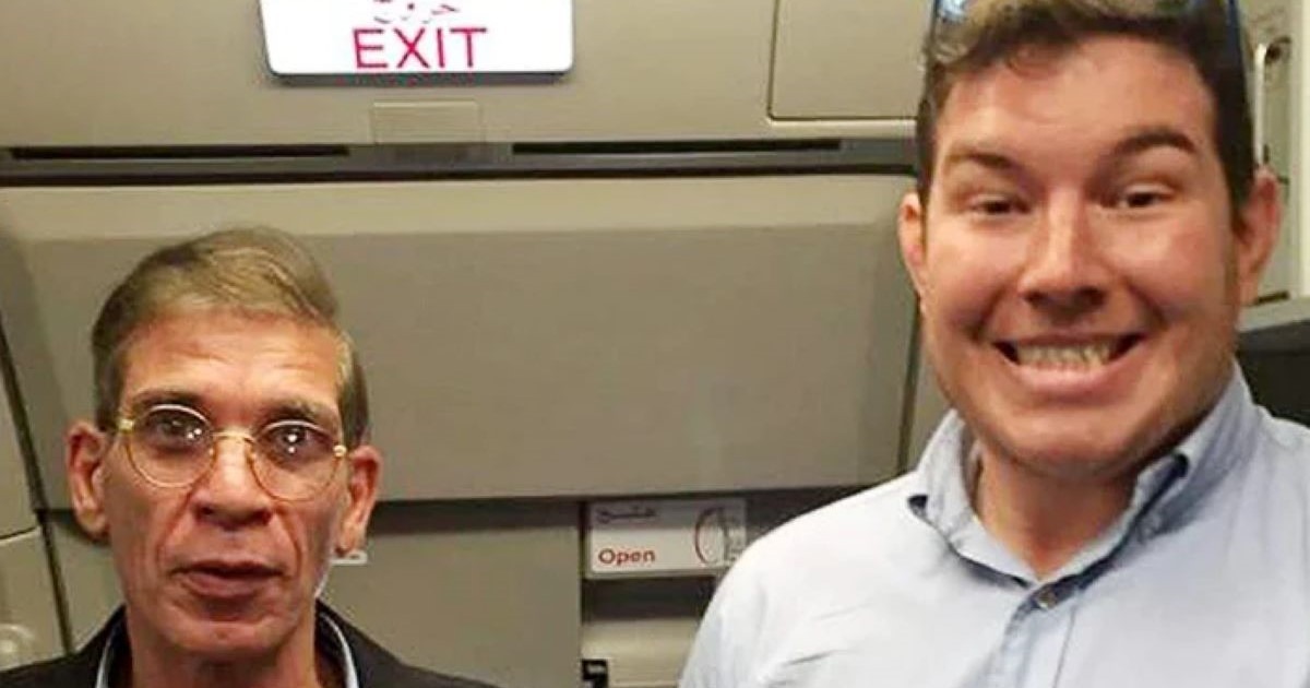 Selfie z porywaczem samolotu. Niezwykła historia z 2016 roku