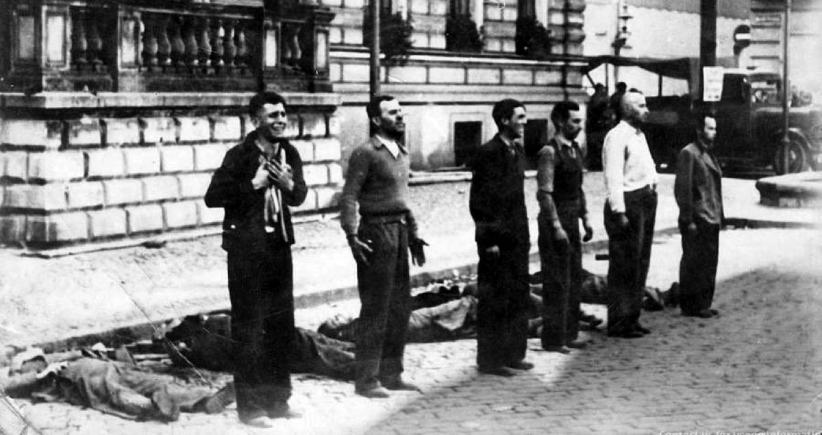 Krwawa niedziela w Bydgoszczy. Prawda o działaniach V kolumny