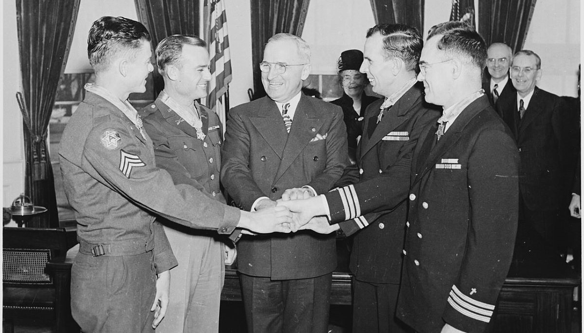 Najbardziej nieprawdopodobna walka II wojny. McKinney kontra cały oddział